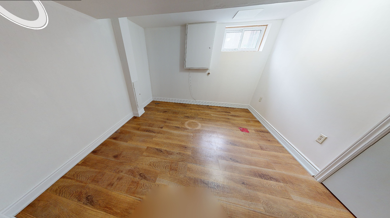 47 Cundles Road East - Photo 6 of 8