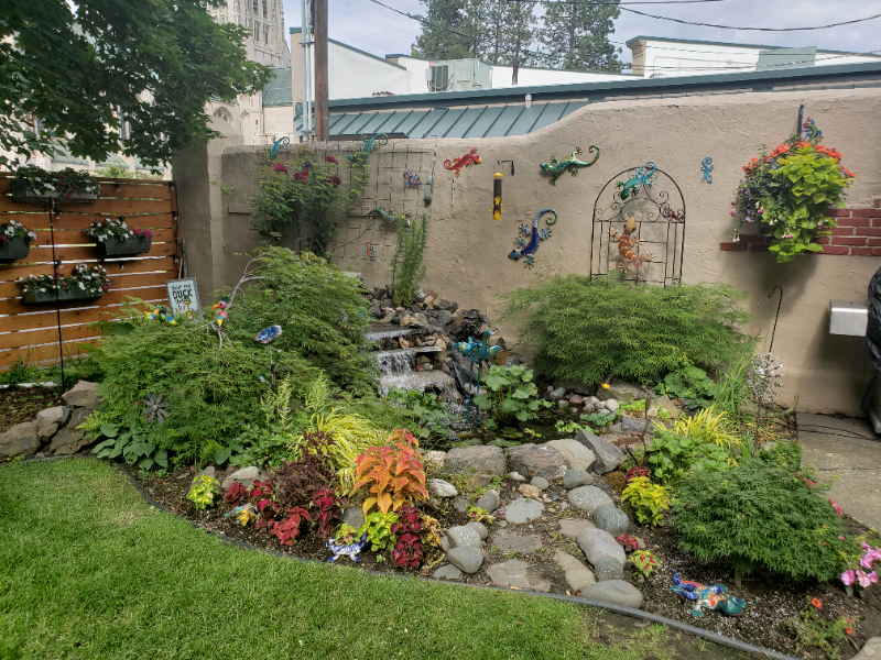 1221 1/2 S Division St - Photo 7 of 7