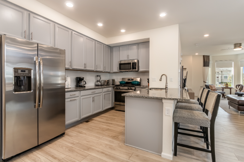 458 Zeppelin Way - Photo 3 of 21