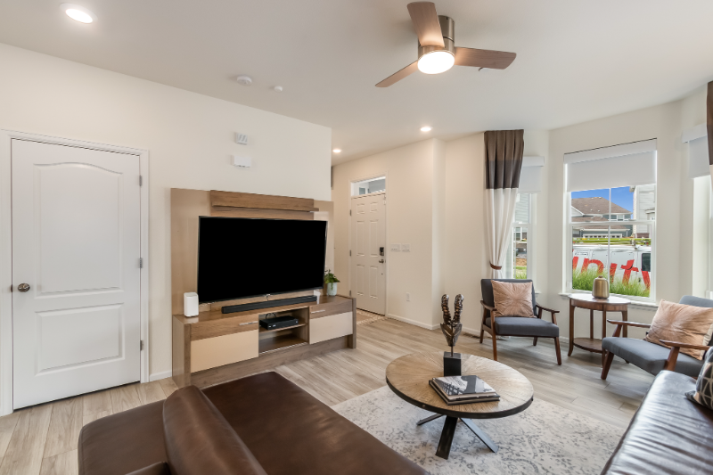 458 Zeppelin Way - Photo 5 of 21