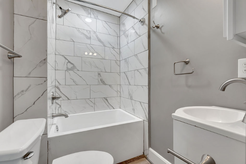 223 E 9th St - Photo 3 of 17