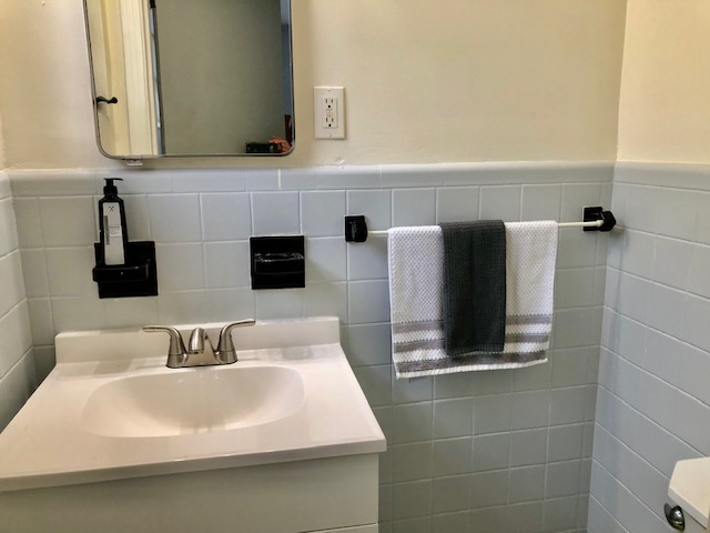 519 Colfax Dr - Photo 6 of 18