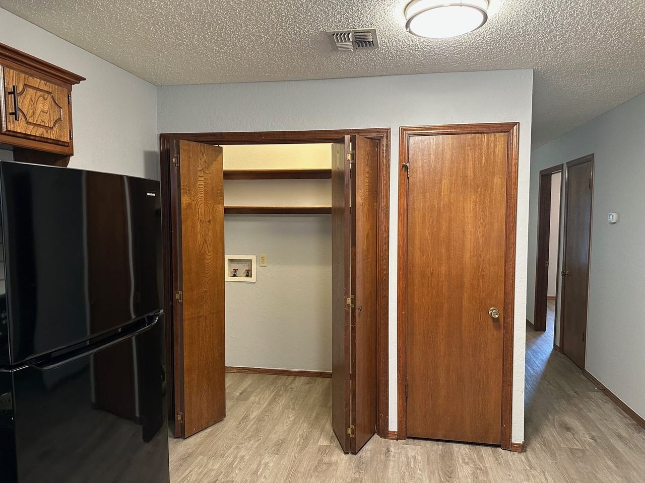 2210 Apple Ave - Photo 4 of 8