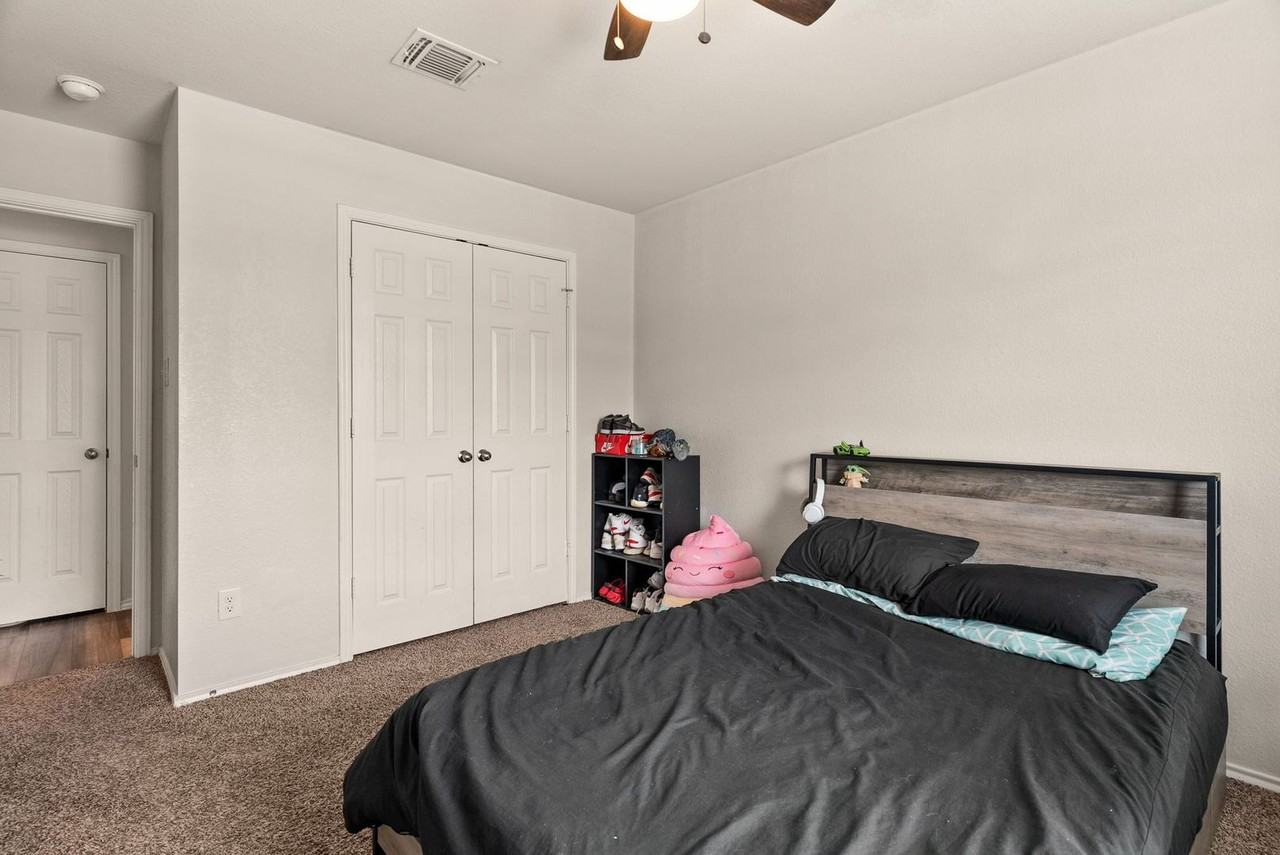 310 Saddleback Trl - Photo 6 of 16
