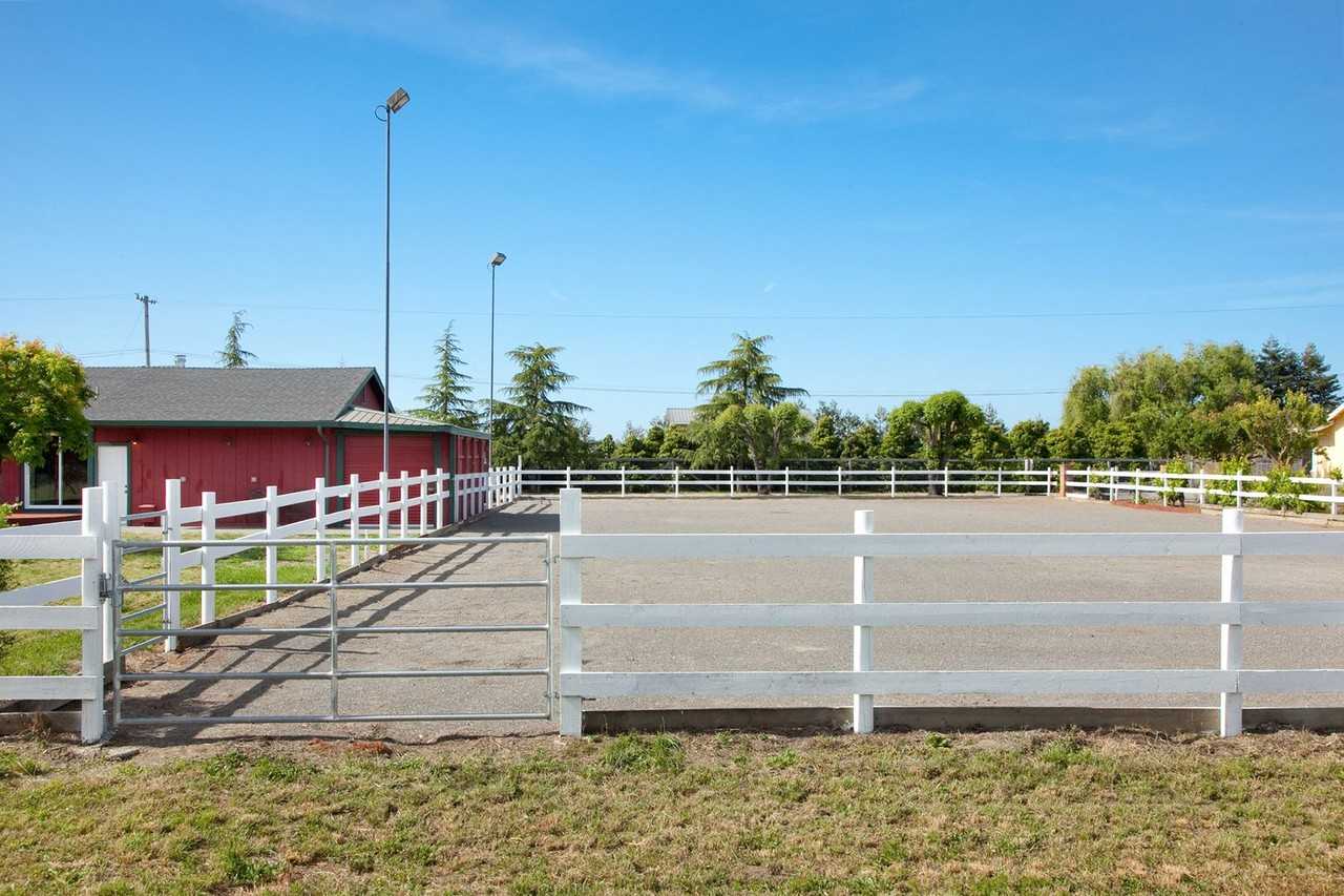 3882 Llano Rd - Photo 2 of 37