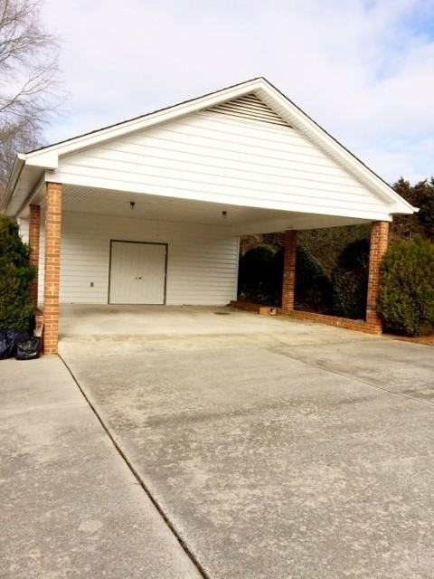 4704 Pauline Court - Photo 3 of 21