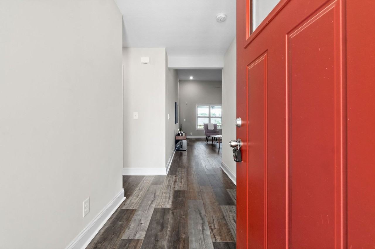 1151 Charles Thomas Dr - Photo 6 of 30