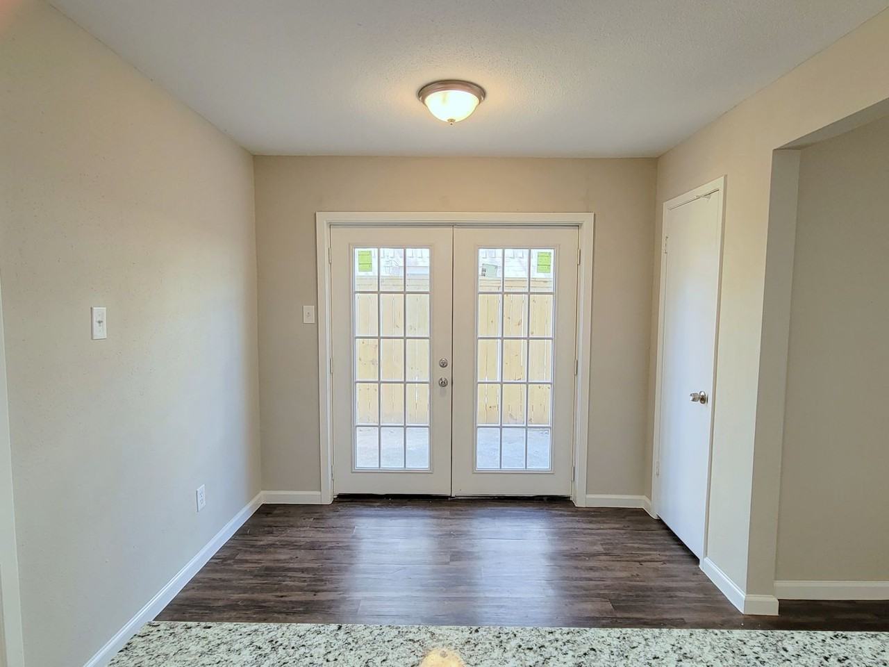 1924 Upland Dr - Photo 6 of 16