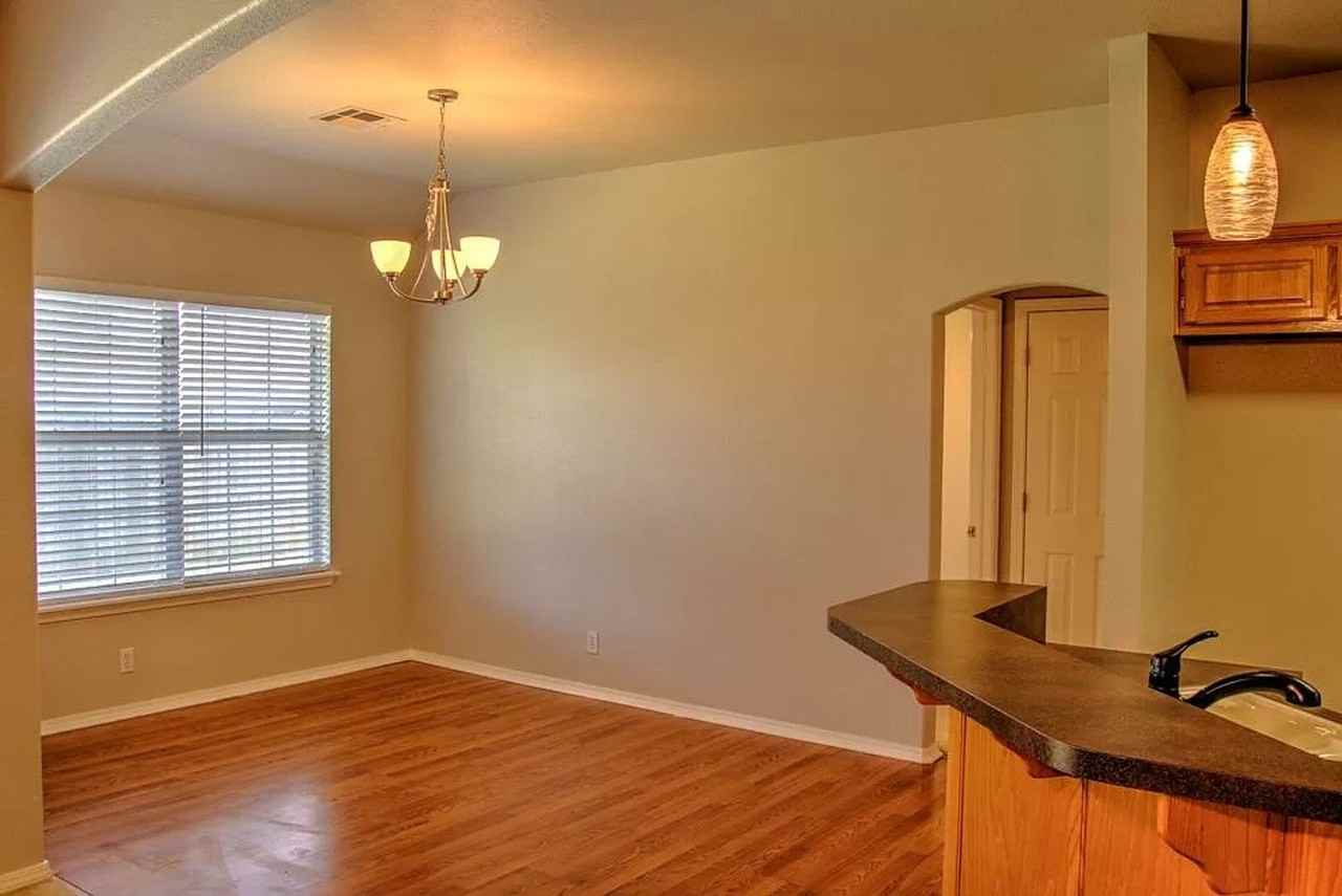 10218 10218 E 111th Pl S - Photo 6 of 22