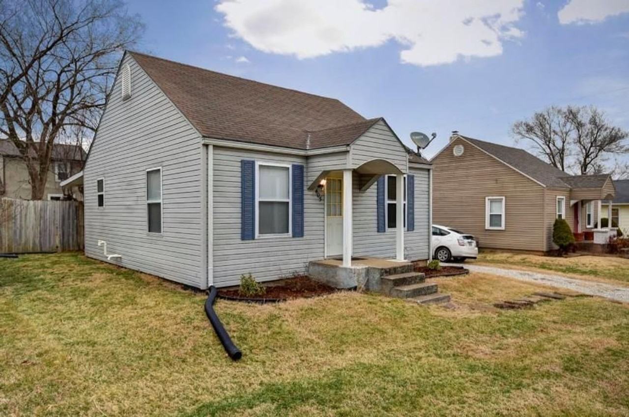 405 E Mount Vernon St - Photo 2 of 15