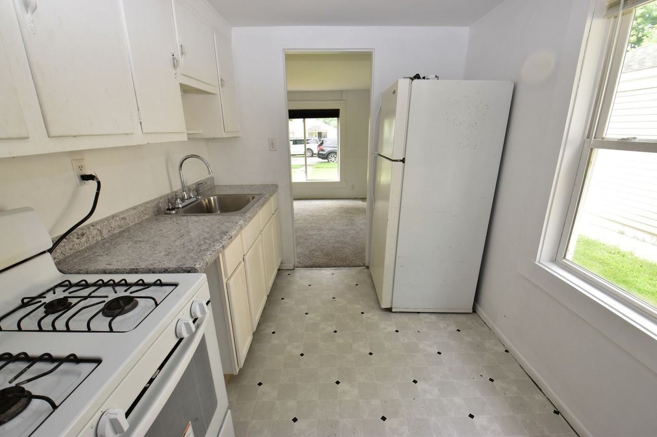 929 Beale St - Photo 5 of 9