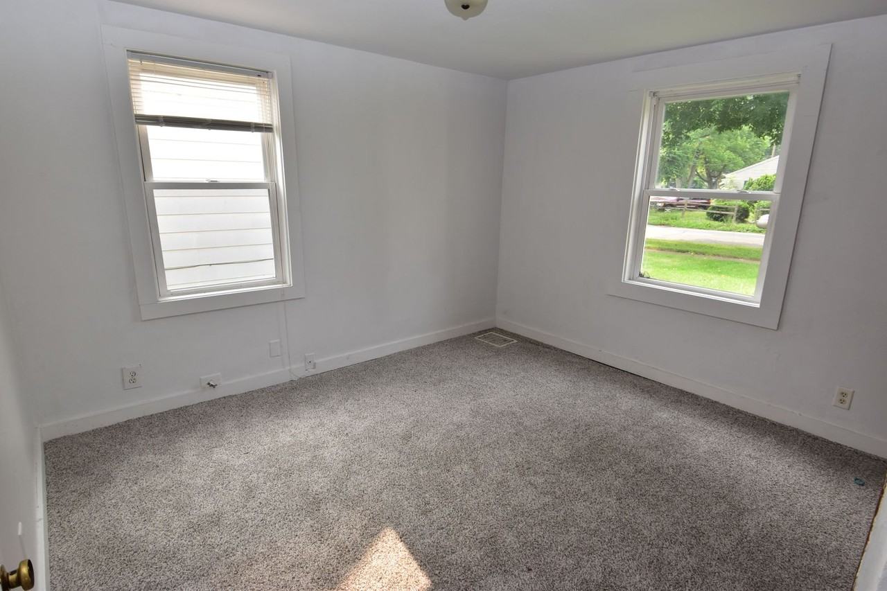 929 Beale St - Photo 6 of 9