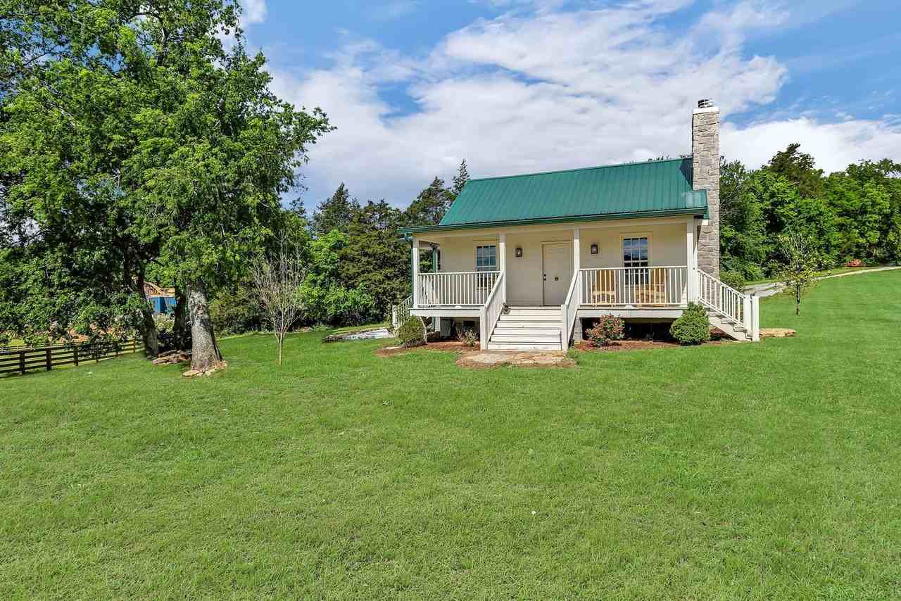 3190 Carl Rd - Photo 2 of 43