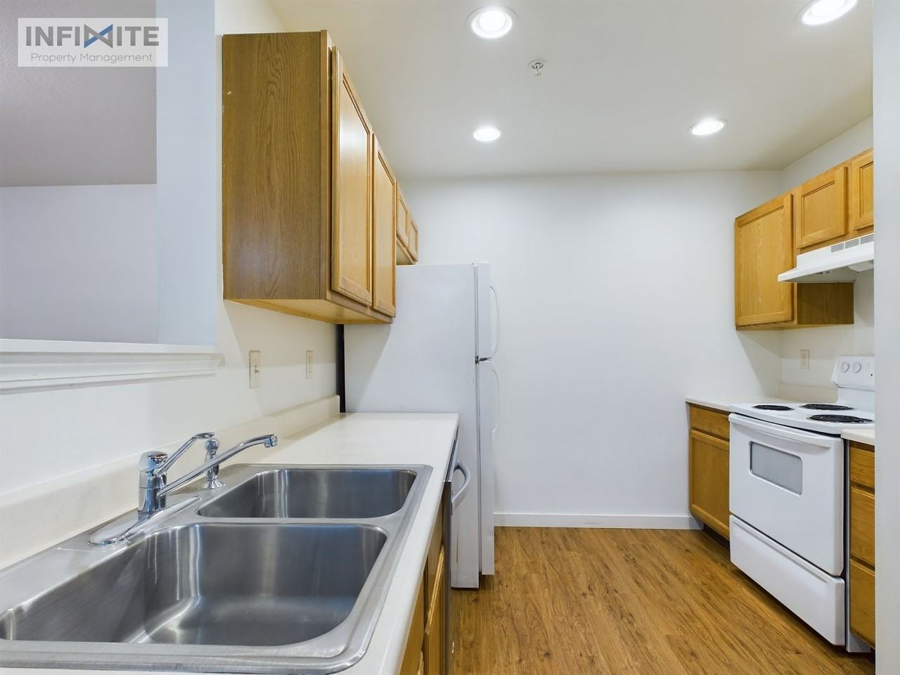 22 Crater Ridge Ln - Photo 2 of 9