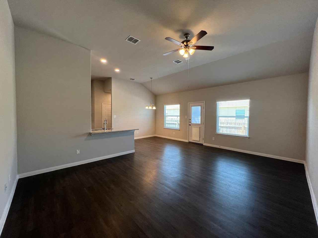 617 Ashers Pl - Photo 4 of 22