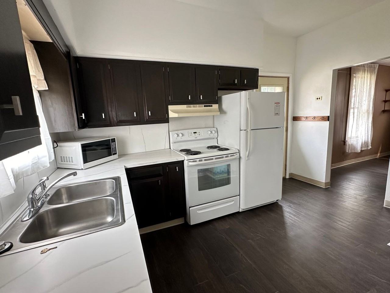 604 4th St Ne - Photo 7 of 13