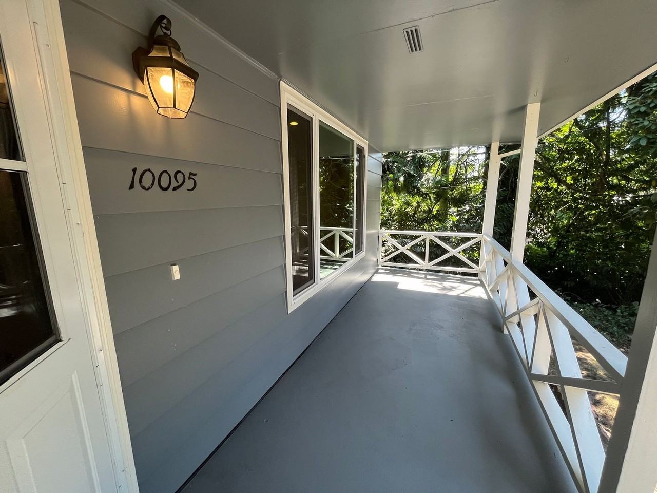 10095 Sw Walker Rd - Photo 2 of 24