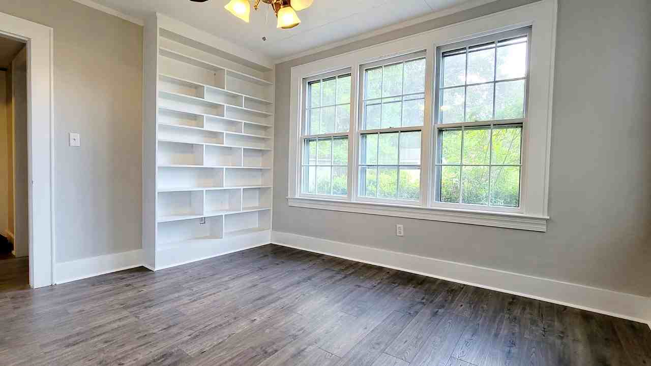 1500 Laurel St #NA - Photo 7 of 8