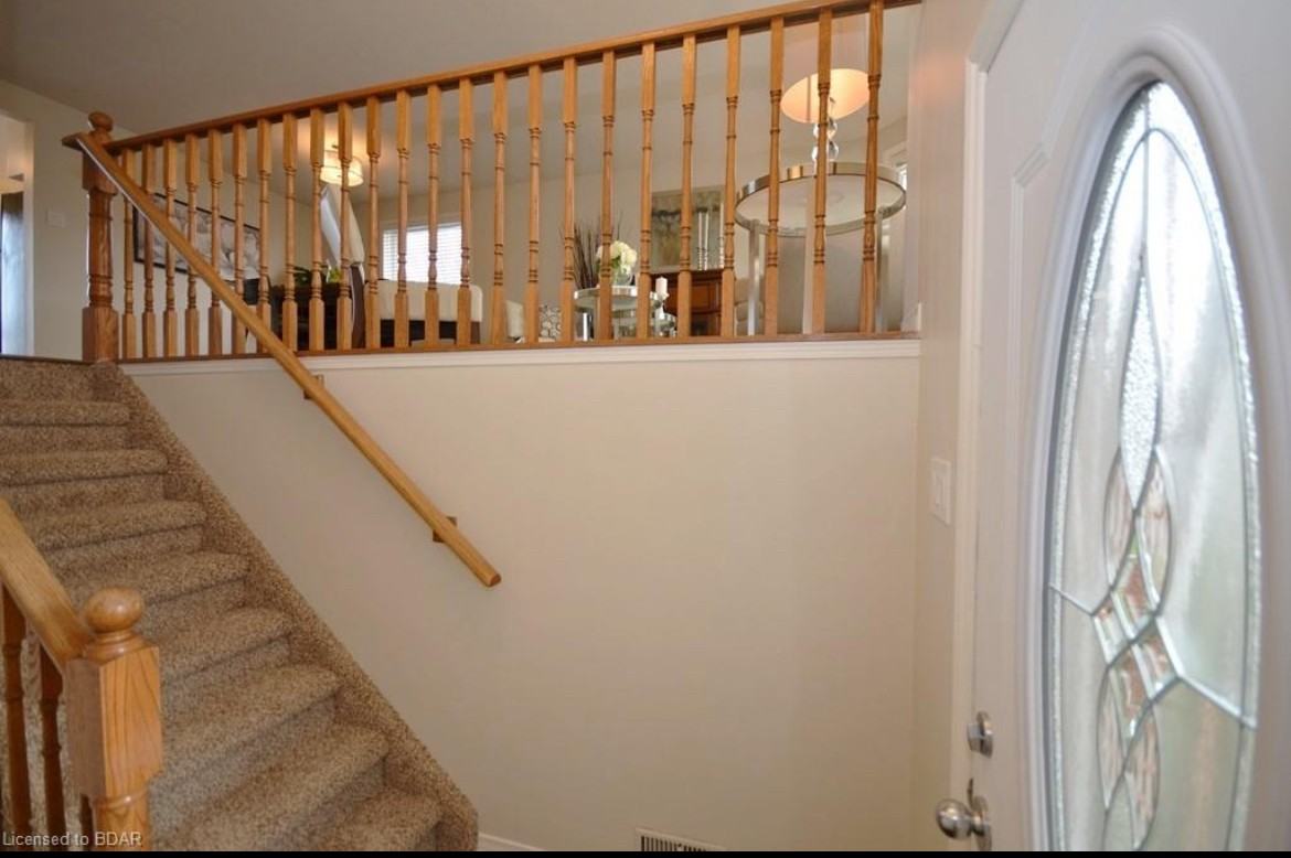 114 Hanmer Street West - Photo 3 of 18