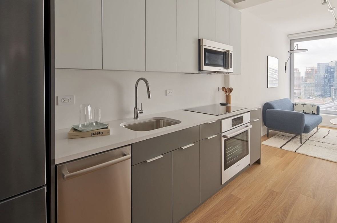 35 Main St - Photo 2 of 12