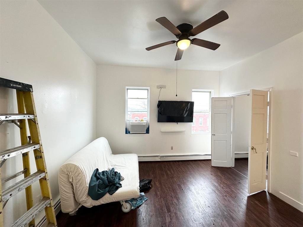 189 Van Horne St ##3 - Photo 2 of 6
