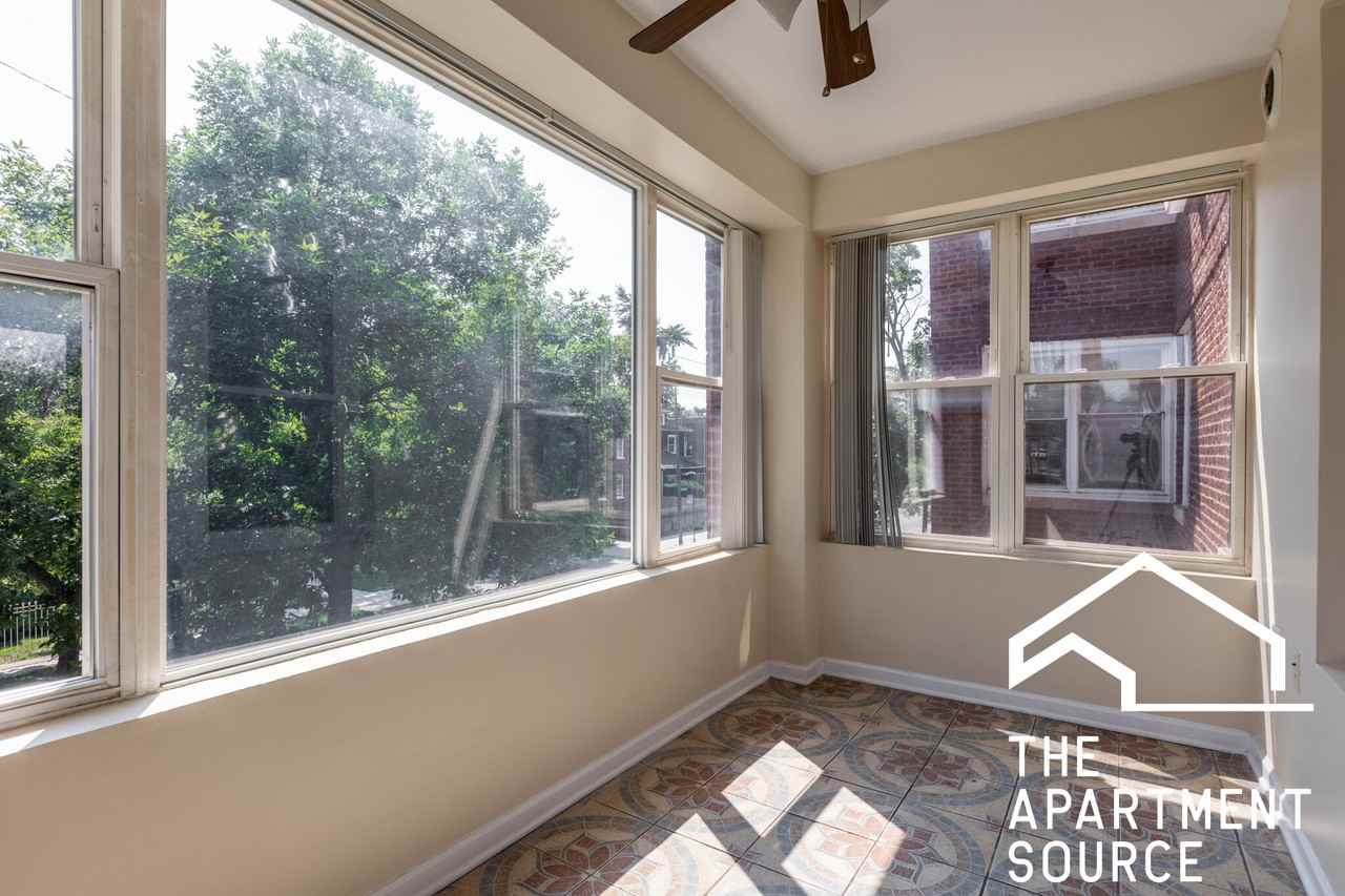 1102 N Central Ave #2 - Photo 5 of 18