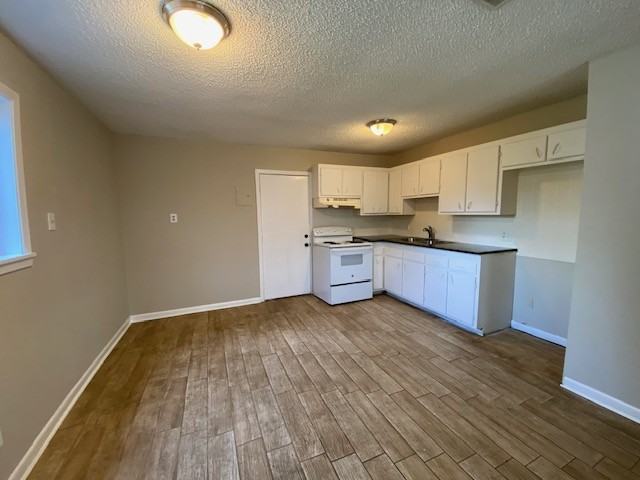 3413 Shamrock Court - Photo 2 of 9