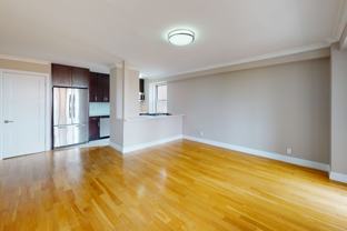 310 Greenwich St - Photo 1 of 1