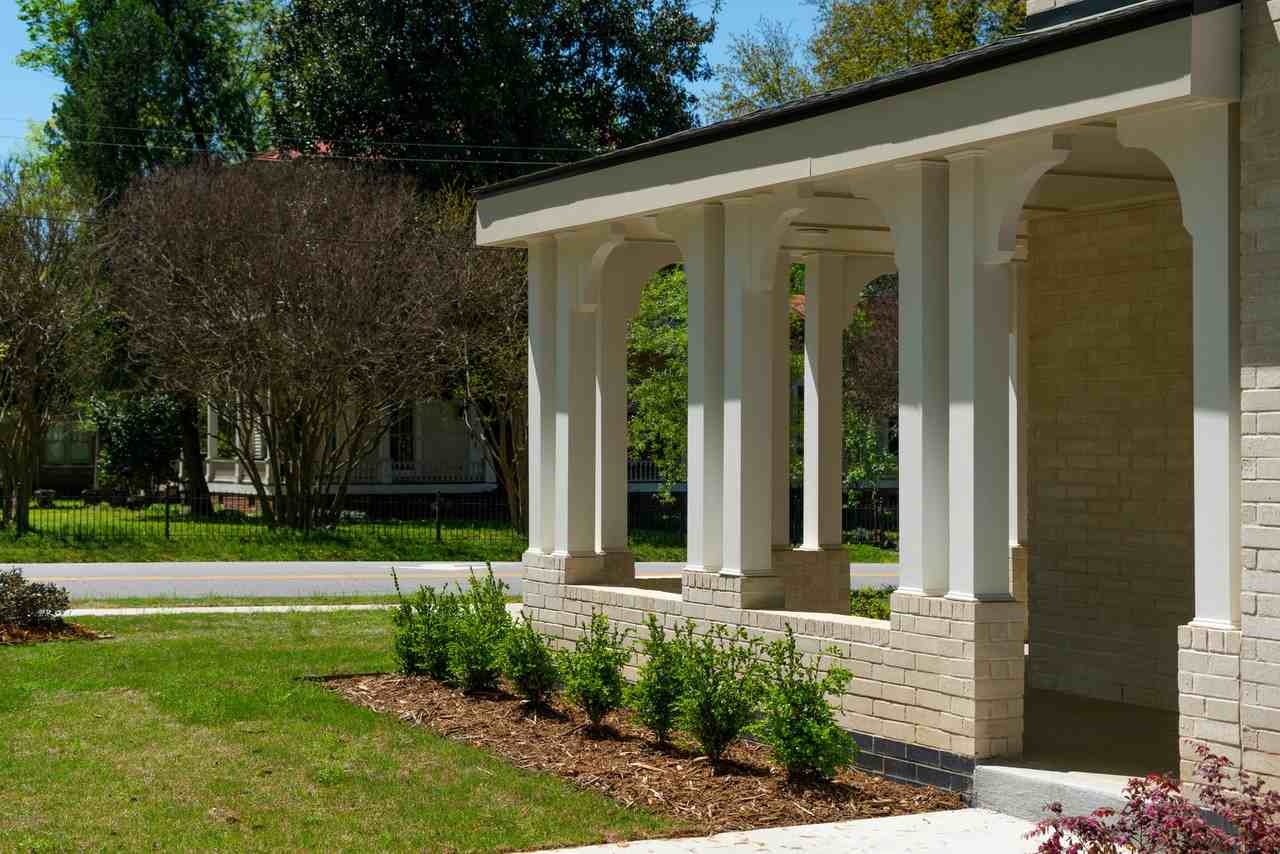 Villa Vue Apartments - Photo 2 of 18