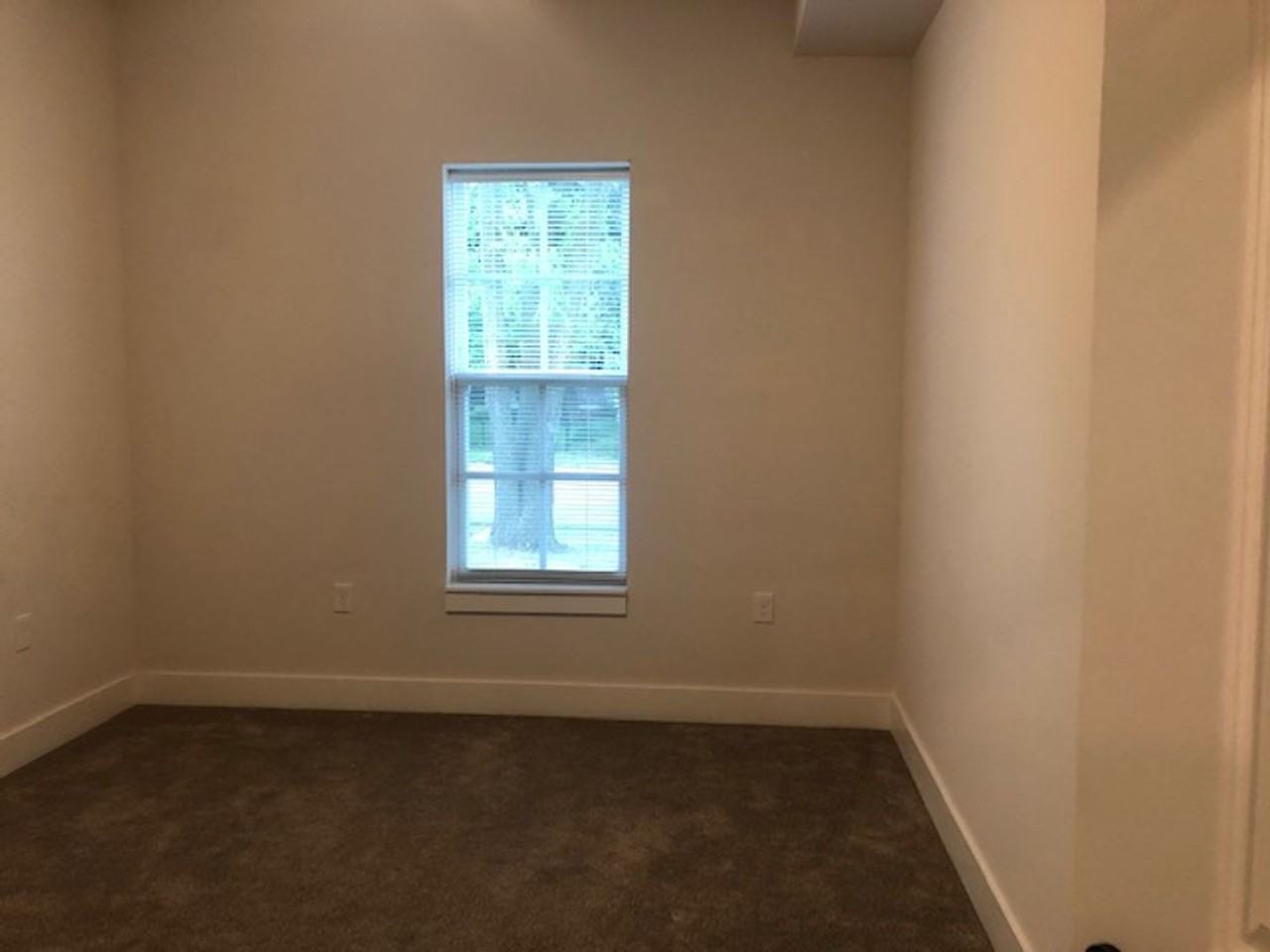 Villa Vue Apartments - Photo 4 of 18