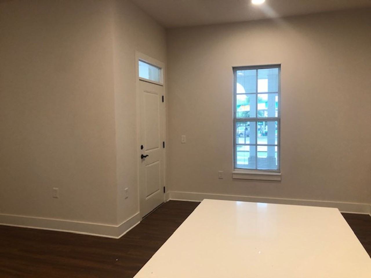 Villa Vue Apartments - Photo 5 of 18