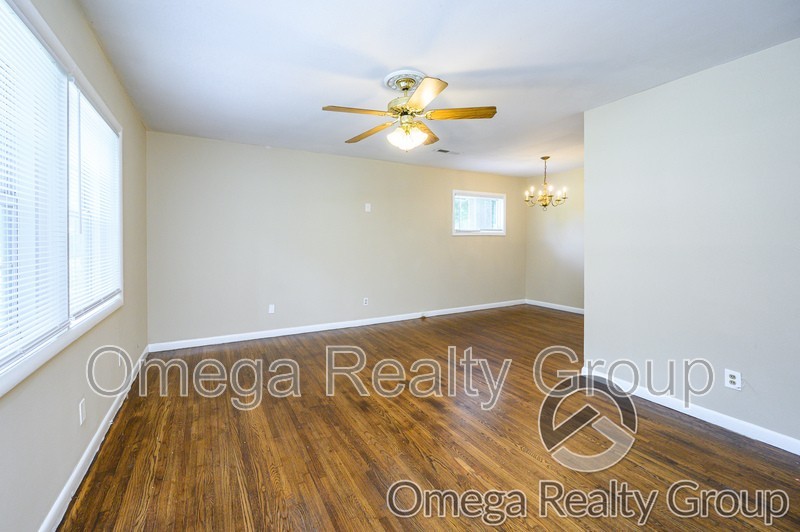 413 Wedgeworth Rd - Photo 6 of 29