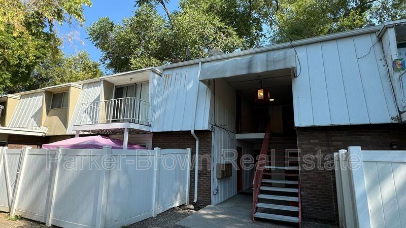 3414 S Sue St #3 - Photo 2 of 23