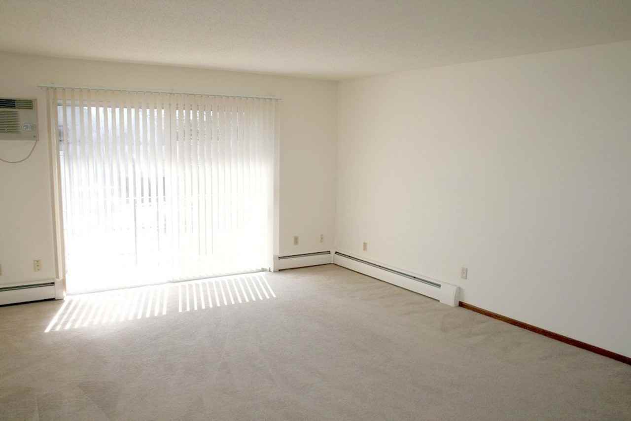 Edina Villa Apartments - Photo 4 of 9