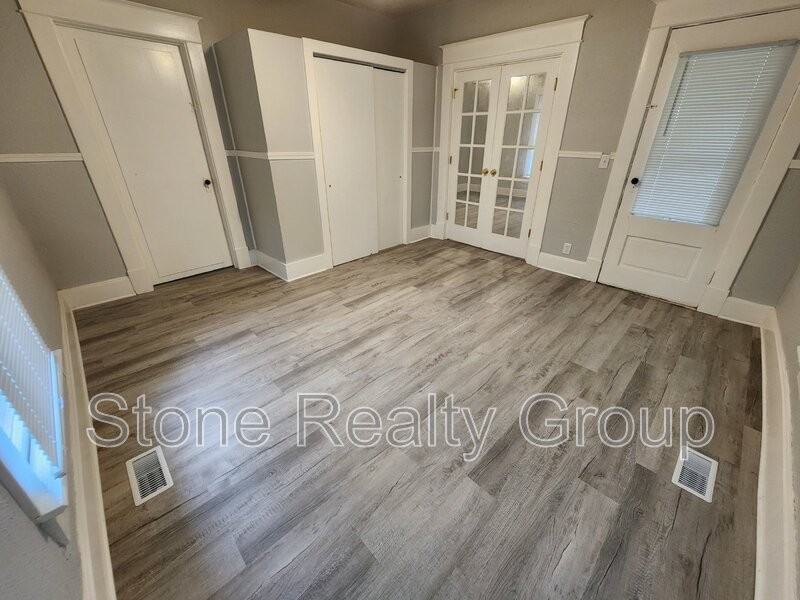 3001 Harrison Ave - Photo 4 of 9