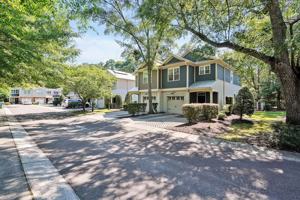 featured image of Fenway Ln