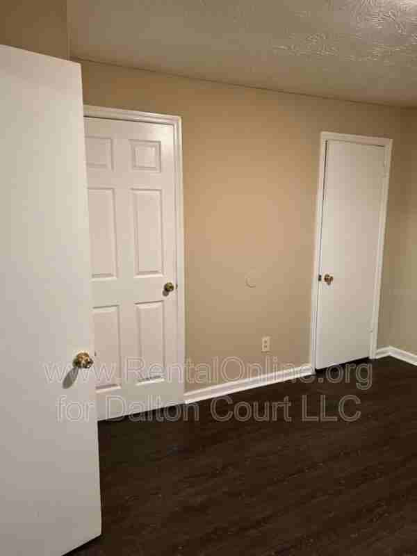 1972 Cambridge Dr #2 - Photo 7 of 12