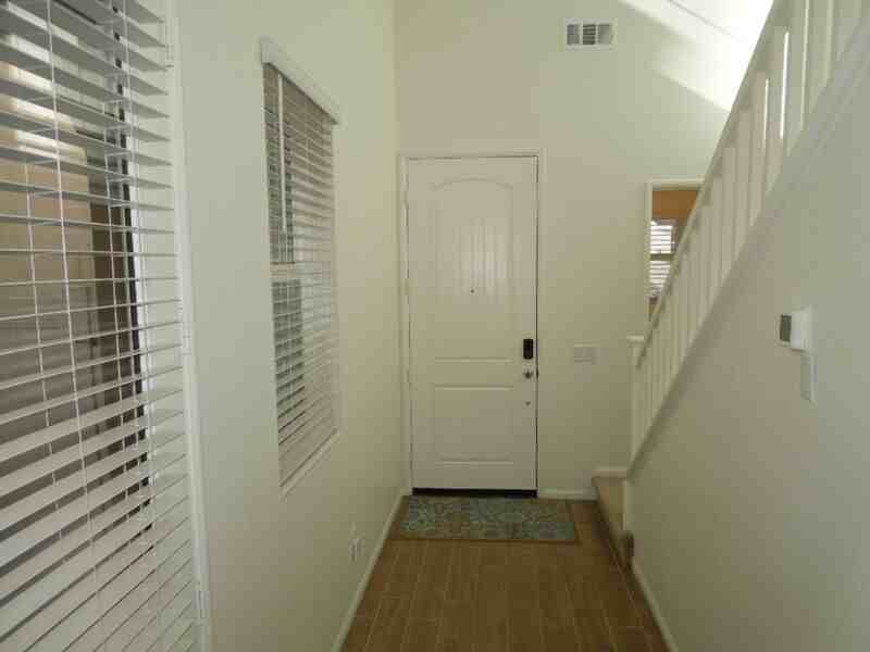 42640 Indigo Pl - Photo 3 of 32