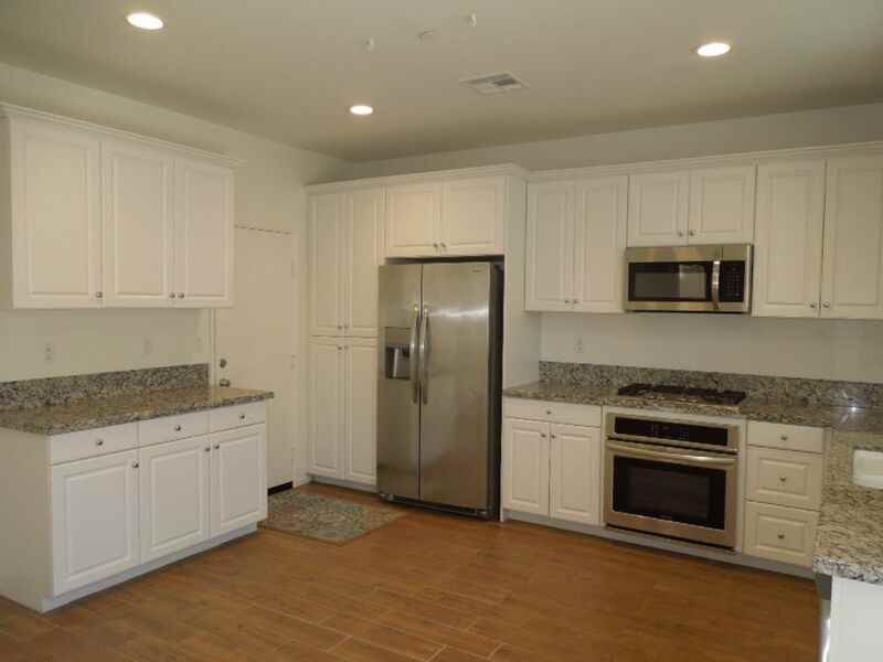 42640 Indigo Pl - Photo 7 of 32