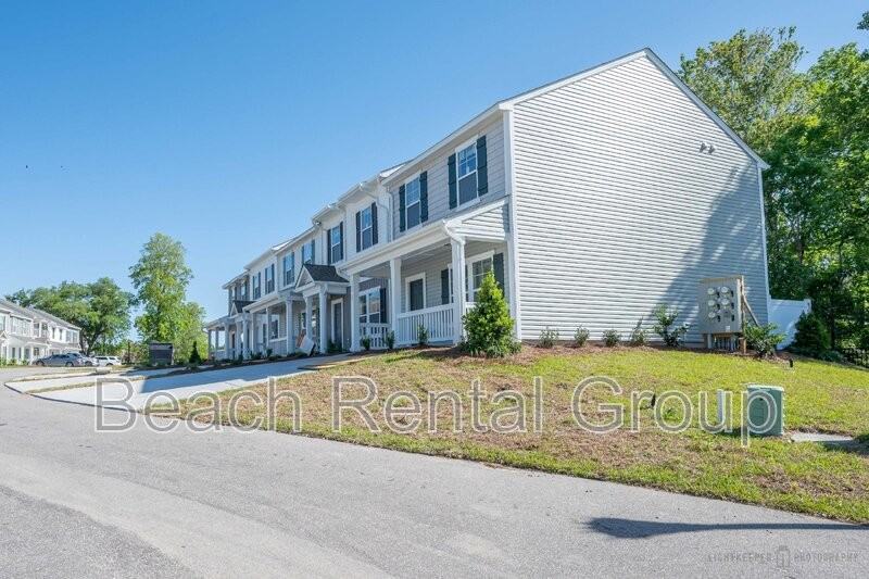 209 Banbury Ln #24 - Photo 4 of 21