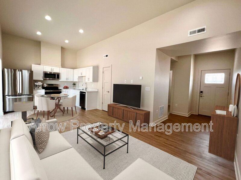 1003 N Claude Rd #15 - Photo 2 of 28