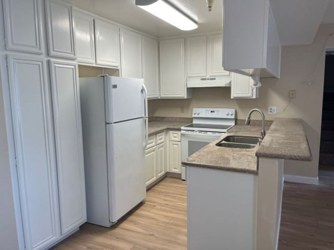 230 Hackamore Cmn - Photo 2 of 19
