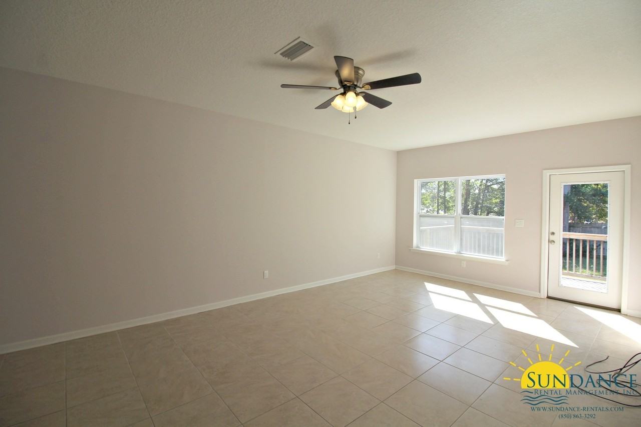559 Valparaiso Pkwy - Photo 5 of 14
