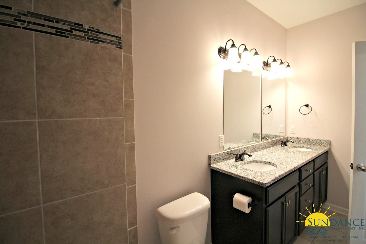 559 Valparaiso Pkwy - Photo 7 of 14
