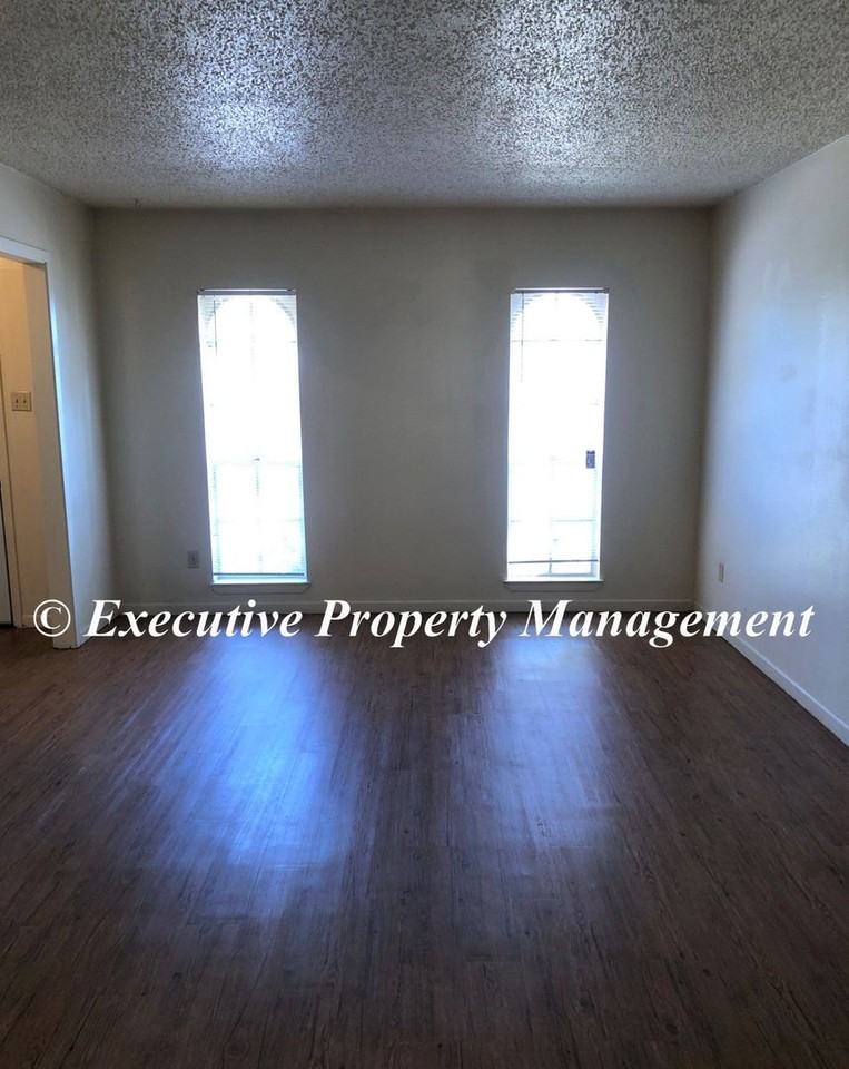 432 Cottonwood Dr - Photo 4 of 18