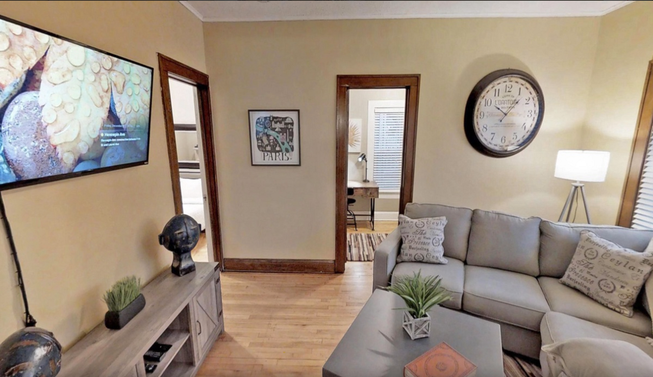 619 Jackson St Ne - Photo 3 of 16