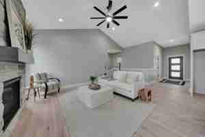 featured image of 7451 Maxine Dr