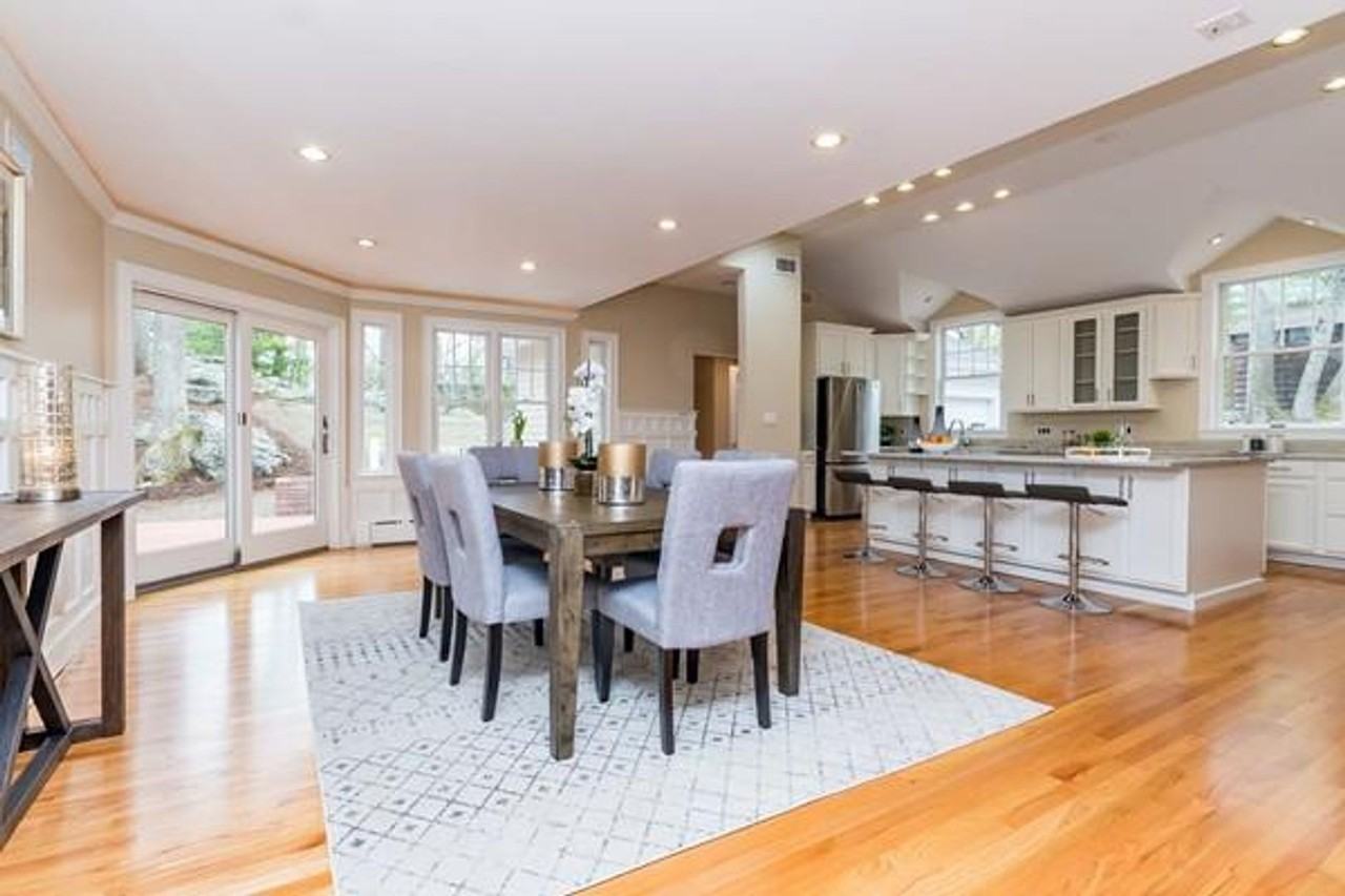 27 Gammons Rd - Photo 3 of 14