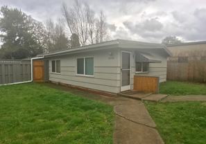 Ne Stapleton Rd - Photo 1 of 1