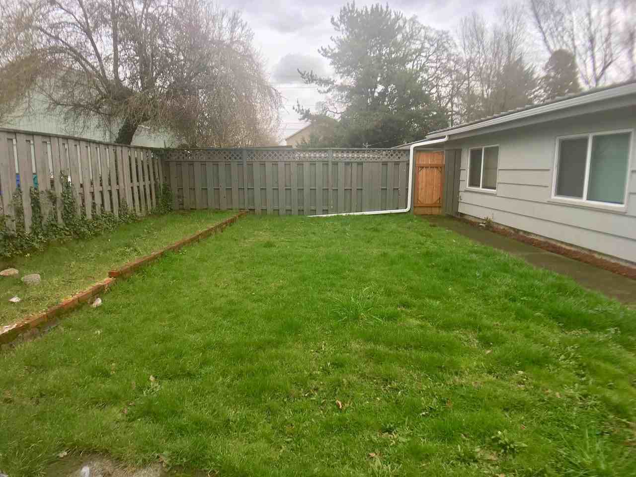 Ne Stapleton Rd - Photo 2 of 21